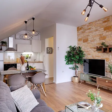 Dubra Apartment *