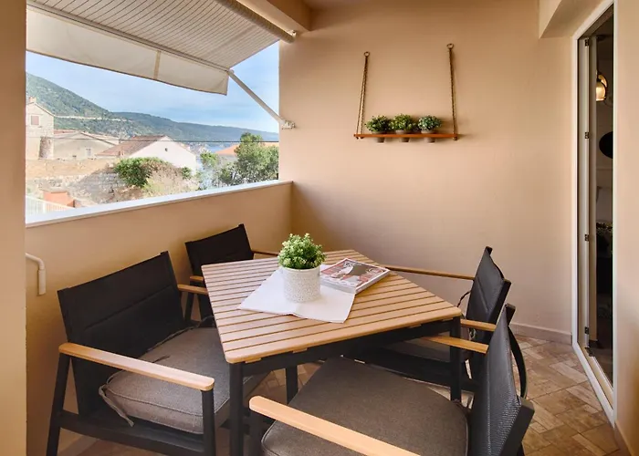 Dubra 아파트 코미자